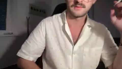 Snapshot of paulsimpsn chatting on 20, 7, 2026 love bush online show from 20, 7, 2026