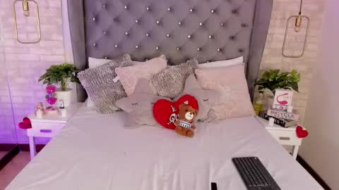 Snapshot of pauvega_ chatting on 16, 2, 2026 Pau online show from 16, 2, 2026