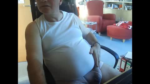 Snapshot of pavlovsdog2006 chatting on 9, 2, 2026 Pavlov aka Peter online show from 9, 2, 2026