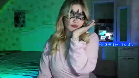 PawsClawss online show from 7, 1, 2026