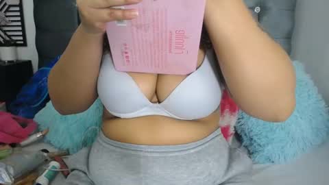 Snapshot of payton_bailey chatting on 8, 1, 2025 Payton online show from 8, 1, 2025