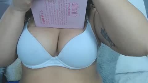 Snapshot of payton_bailey chatting on 11, 1, 2025 Payton online show from 11, 1, 2025