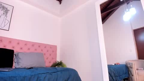 PaytonFerrara online show from 12, 11, 2025