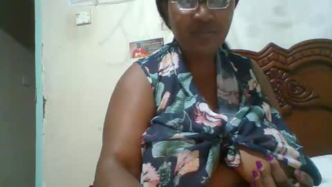 Snapshot of peace_khloe chatting on 13, 12, 2025 Peace online show from 13, 12, 2025