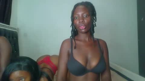 peach_ebonny online show from 16, 4, 2026