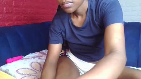 Snapshot of peach_melbah chatting on 12, 11, 2025 peach_melbah online show from 12, 11, 2025