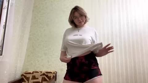 Molly online show from 30, 6, 2026