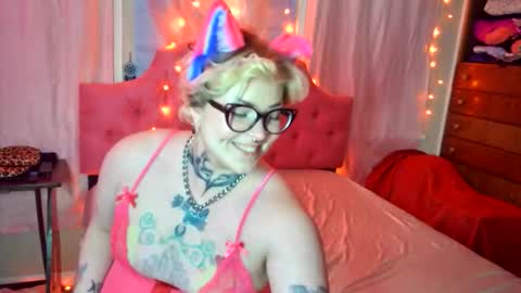Snapshot of peachpwuppy chatting on 13, 1, 2026 Peach Pwuppy online show from 13, 1, 2026