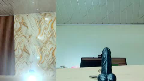Snapshot of peachy__baby chatting on 6, 7, 2026 peachy__baby online show from 6, 7, 2026