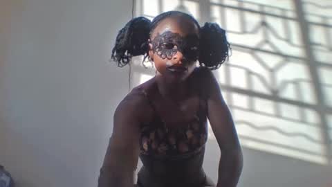 Snapshot of peachy_ebony chatting on 2, 11, 2025 peachy_ebony online show from 2, 11, 2025