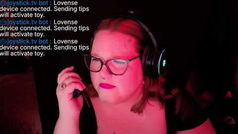 Peachy Nessa online show from 17, 1, 2026