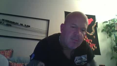 Snapshot of peanutbutterandjealous1 chatting on 5, 5, 2026 peanutbutterandjealous1 online show from 5, 5, 2026