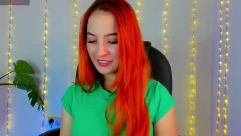 Snapshot of pear__moon chatting on 8, 1, 2026 LILLY online show from 8, 1, 2026