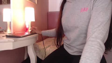 Pearl online show from 12, 12, 2024