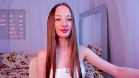 Snapshot of pearl_bloom chatting on 11, 2, 2026 Sex Leah online show from 11, 2, 2026