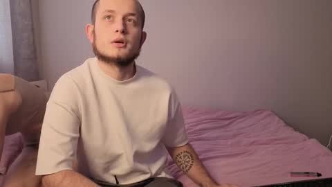 Rina and Max online show from 5, 2, 2026