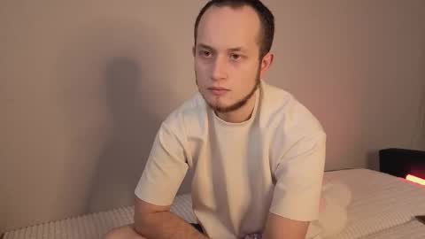 Rina and Max online show from 5, 3, 2026