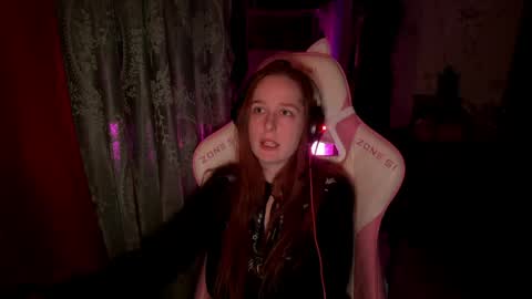 Snapshot of pearlprincess_ chatting on 24, 4, 2026 Adelina online show from 24, 4, 2026