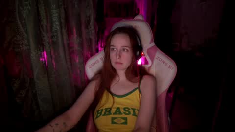 Snapshot of pearlprincess_ chatting on 6, 5, 2026 Adelina online show from 6, 5, 2026