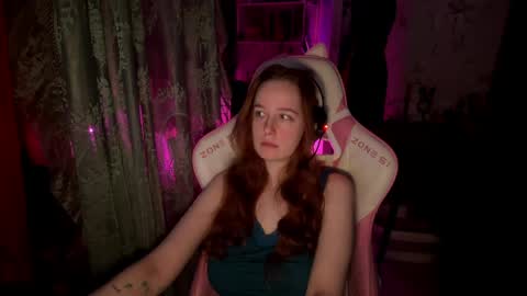 Snapshot of pearlprincess_ chatting on 11, 5, 2026 Adelina online show from 11, 5, 2026
