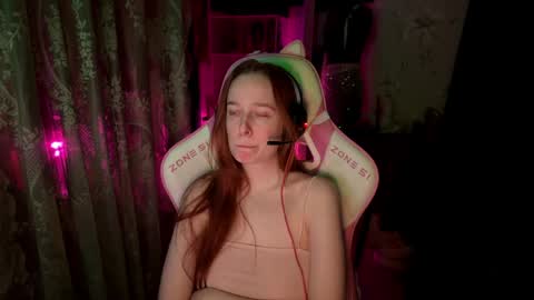 Snapshot of pearlprincess_ chatting on 24, 5, 2026 Adelina online show from 24, 5, 2026
