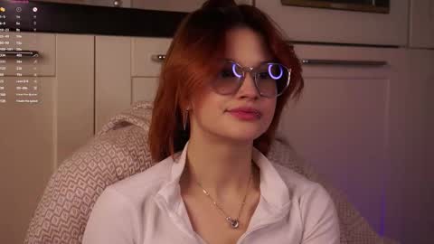 Lily online show from 3, 10, 2025