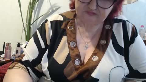 Snapshot of peggysoft chatting on 11, 5, 2026 PeggySoft online show from 11, 5, 2026