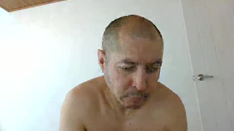 peluman online show from 26, 11, 2025