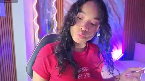 Snapshot of penelope_tay chatting on 8, 7, 2026 penelope online show from 8, 7, 2026