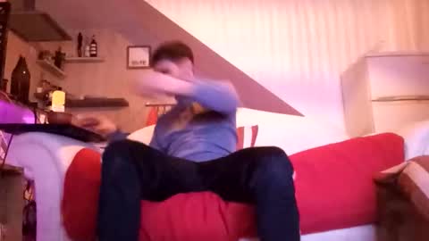 penesvoladores92 online show from 11, 2, 2026