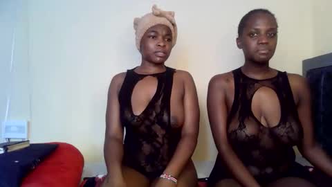 pengcaramell2 online show from 29, 4, 2026
