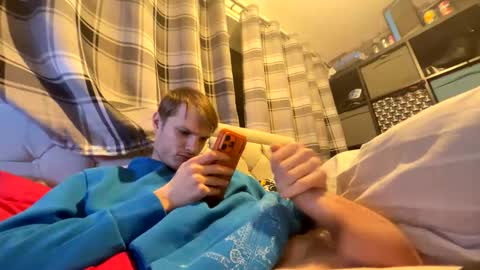 Snapshot of penguin666778 chatting on 13, 12, 2025 Penguin online show from 13, 12, 2025