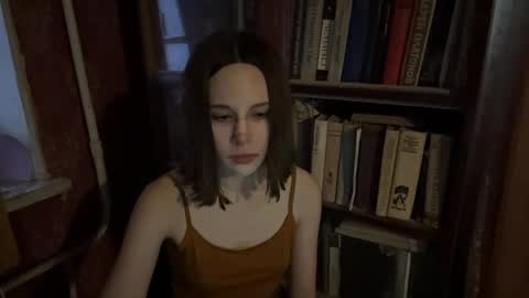 Snapshot of pennilinko chatting on 5, 4, 2026 Alya online show from 5, 4, 2026