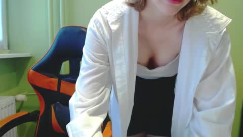 Snapshot of penny_lust chatting on 13, 5, 2026 Penny online show from 13, 5, 2026