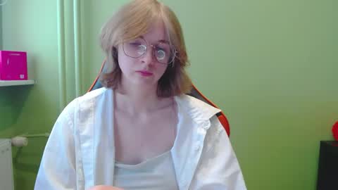 Snapshot of penny_lust chatting on 14, 5, 2026 Penny online show from 14, 5, 2026