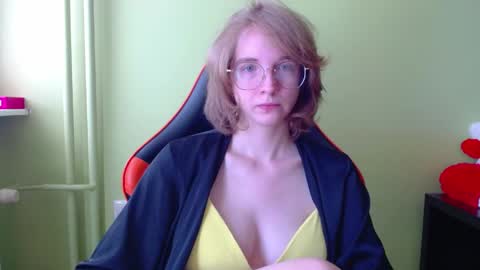 Snapshot of penny_lust chatting on 19, 5, 2026 Penny online show from 19, 5, 2026
