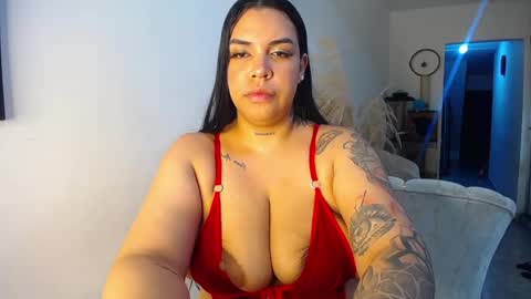 Snapshot of pennyomelons chatting on 29, 5, 2026 My onlyfans online show from 29, 5, 2026