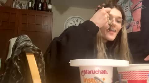 Snapshot of penutbuttajelllytime chatting on 5, 2, 2025 Penutbuttajelllytime online show from 5, 2, 2025