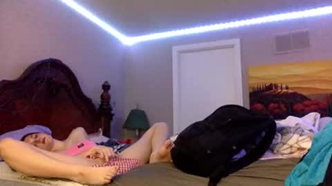 Snapshot of penutbuttajelllytime chatting on 11, 11, 2025 Penutbuttajelllytime online show from 11, 11, 2025