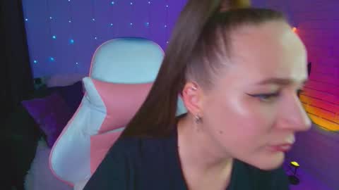 Dia  online show from 21, 11, 2025