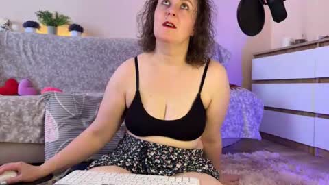 Snapshot of pepper_corn chatting on 11, 7, 2026 Olga and Kirill online show from 11, 7, 2026