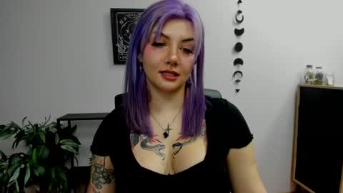 Gabbie online show from 5, 12, 2024