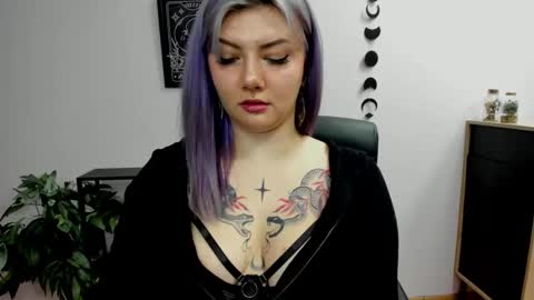 Gabbie online show from 4, 2, 2025