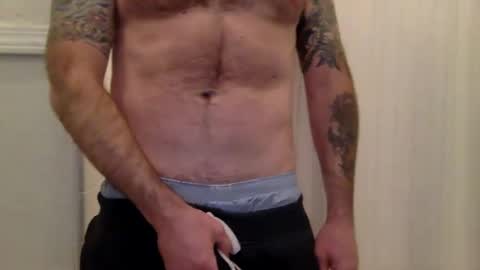 Snapshot of perfectfit1990 chatting on 6, 12, 2024 perfectfit1990 online show from 6, 12, 2024