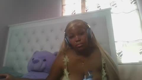 Snapshot of periwinkle20 chatting on 9, 4, 2026 Taurus online show from 9, 4, 2026