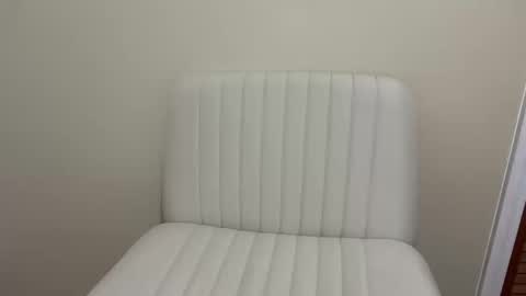 perkyprincessa online show from 10, 10, 2025