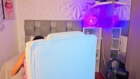 Snapshot of perlaa_moon_ chatting on 1, 6, 2026 PERLA online show from 1, 6, 2026