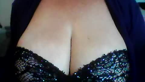 Snapshot of perlita070822 chatting on 25, 6, 2026 perlita070822 online show from 25, 6, 2026