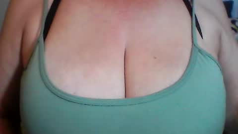 Snapshot of perlita070822 chatting on 21, 7, 2026 perlita070822 online show from 21, 7, 2026