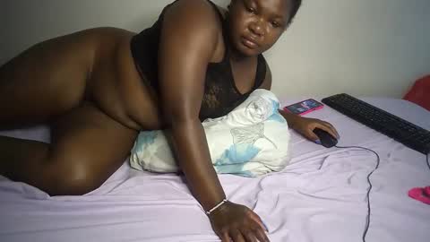 Snapshot of perpetual_doll chatting on 15, 11, 2025 perpetual_doll online show from 15, 11, 2025